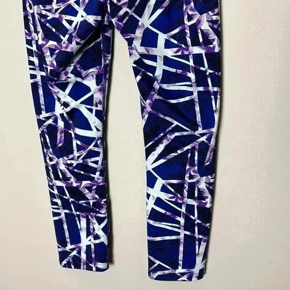 Athleta Floral Geometric Sonar Capri Blue Purple Leggings Womens Size XS - Picture 7 of 15
